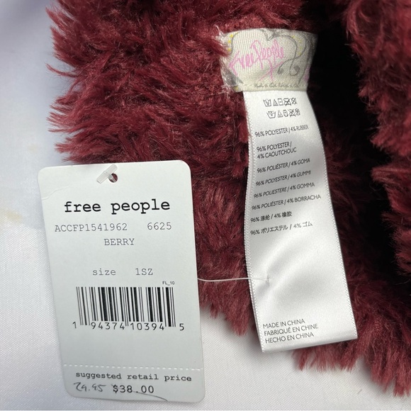 Free People Fuzzy Beanie Hat New - Picture 8 of 8